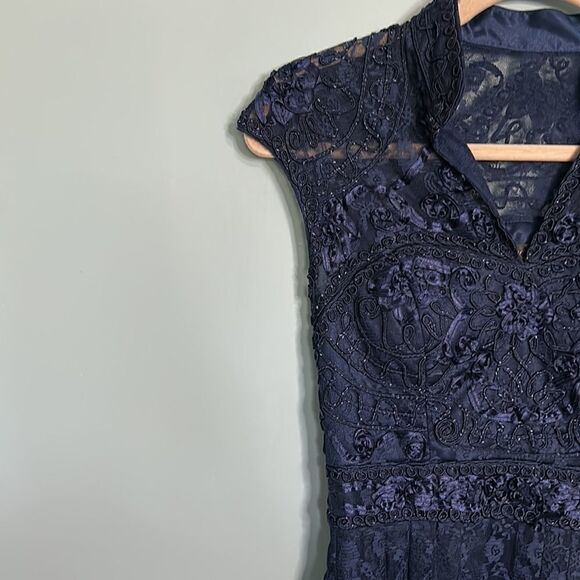 Sue Wong Blue Lace Dress - Picture 2 of 9